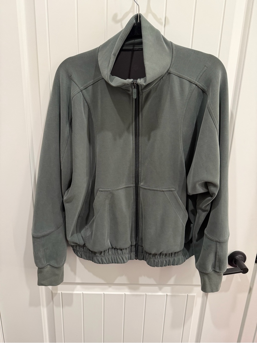 Lululemon Zip Front Jacket Green Size 12 Full Zip Athletic Thumbholes